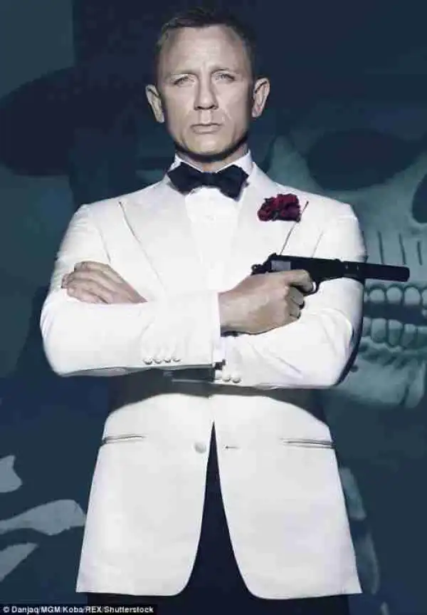 Daniel Craig To Act His 7th " James Bond " Movie Only After He Was Offered $135 Million